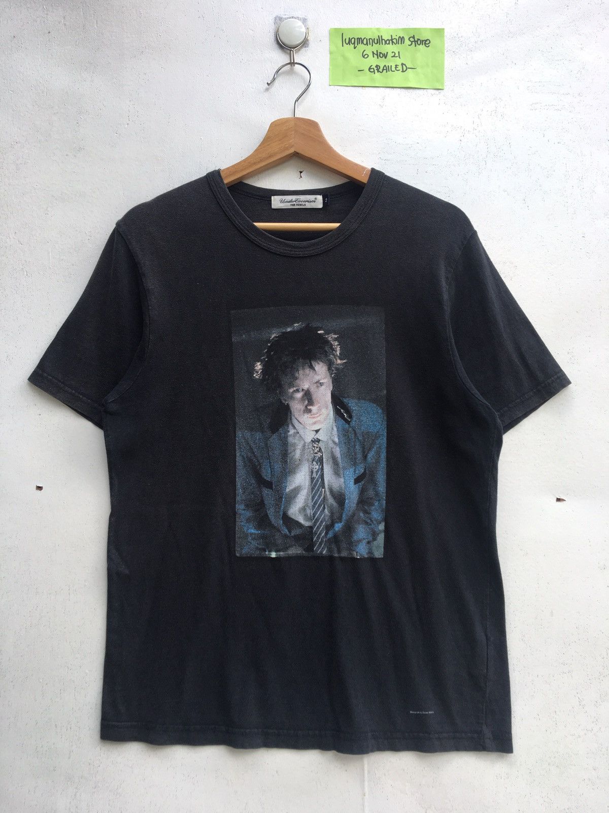 Undercover Rarest Undercover Johnny Rotten Photograph by Dennis Morris Size US S / EU 44-46 / 1 - 1 Thumbnail