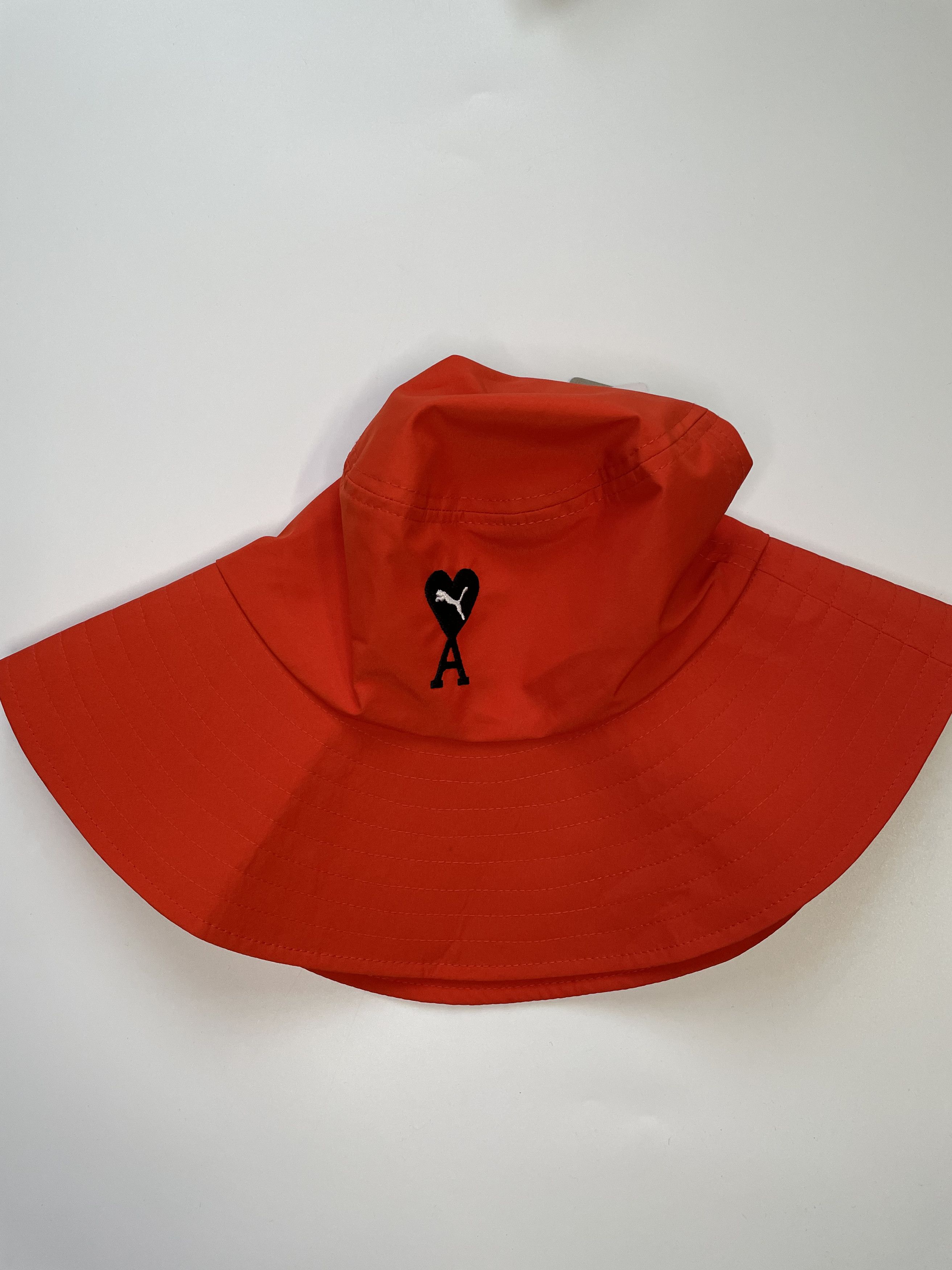 【激レア❗️】PUMA AMI BUCKET HAT PUMA✖️Ami Paris PUMA x AMI Bucket Hat | PUMA