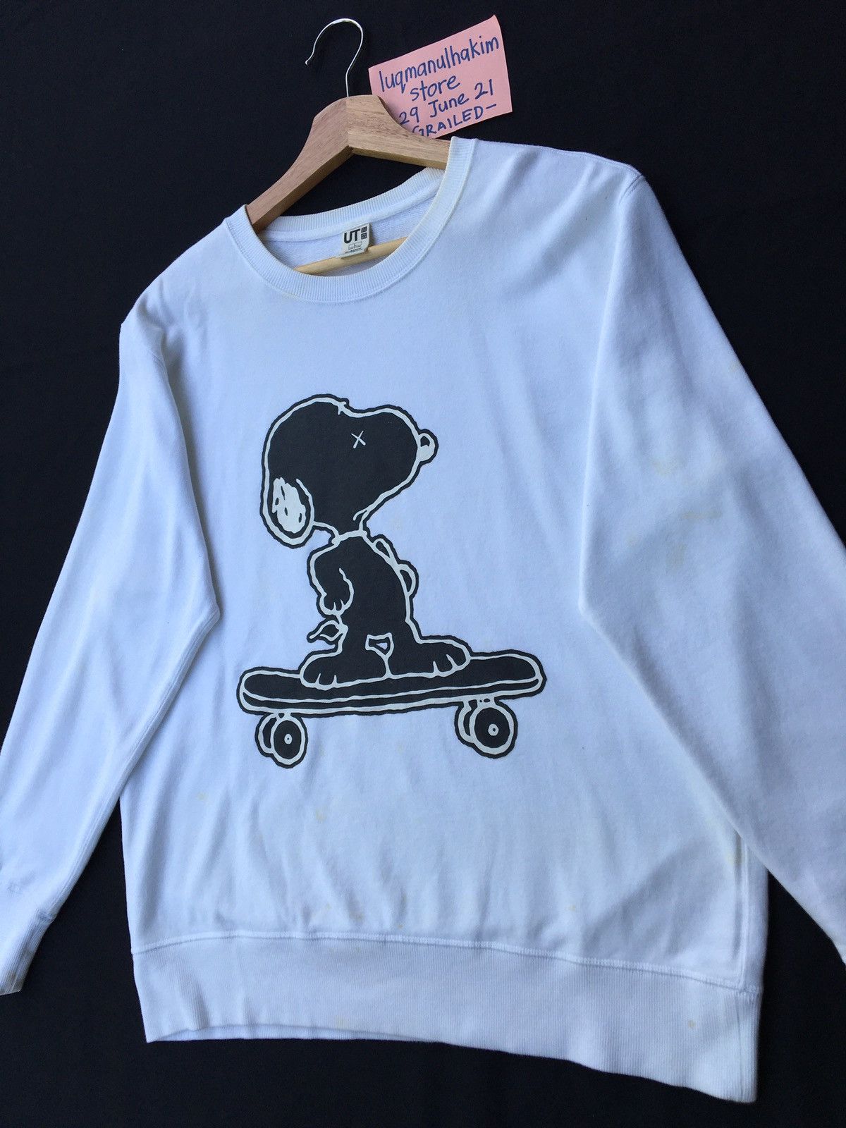 Kaws × Uniqlo Rare Joe Kaws x Uniqlo Peanuts Snoopy Sweatshirt Size US L / EU 52-54 / 3 - 5 Thumbnail