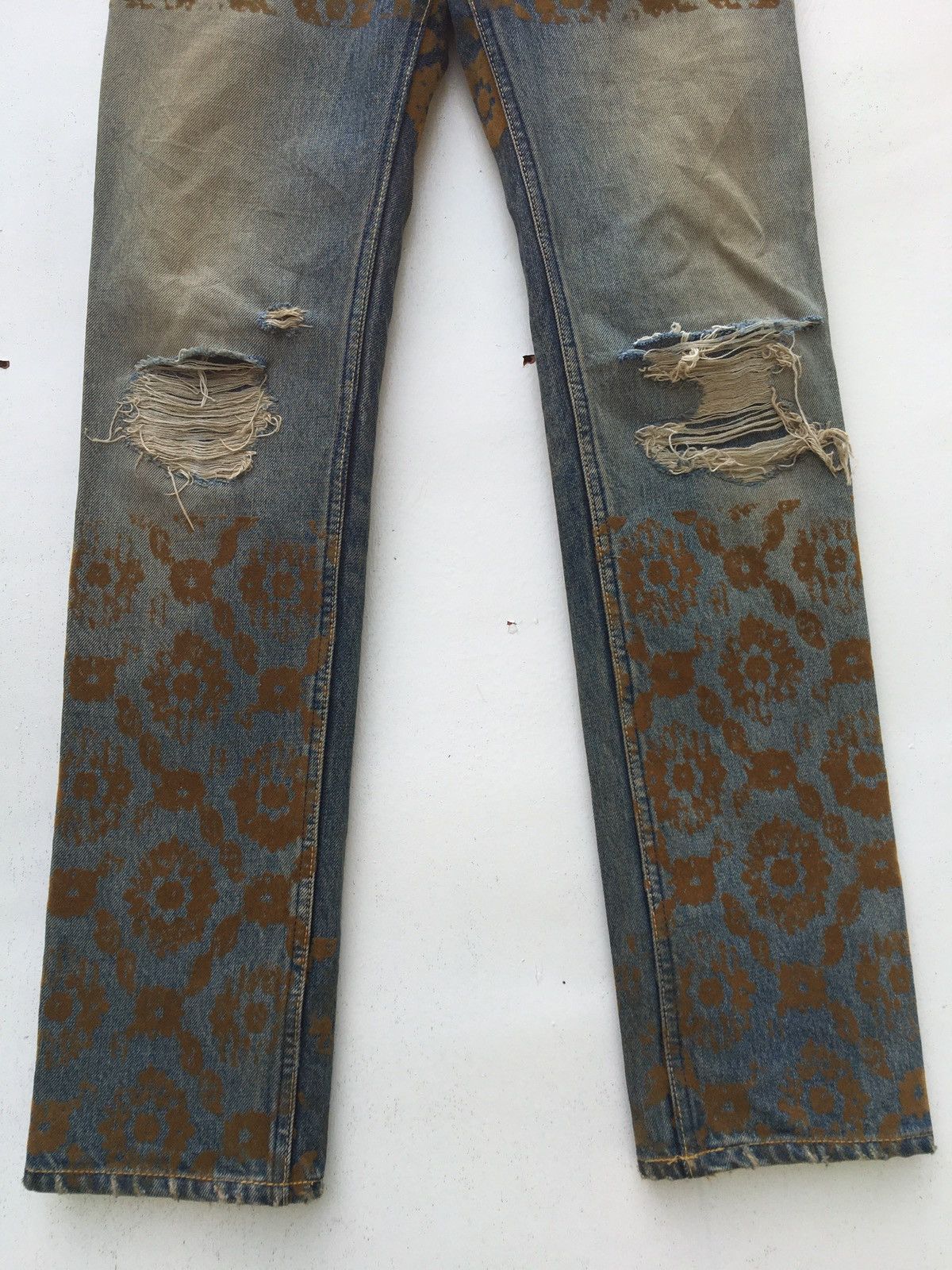 Undercover Rarest Undercover Distressed Denim /Jeans Size US 31 - 5 Thumbnail