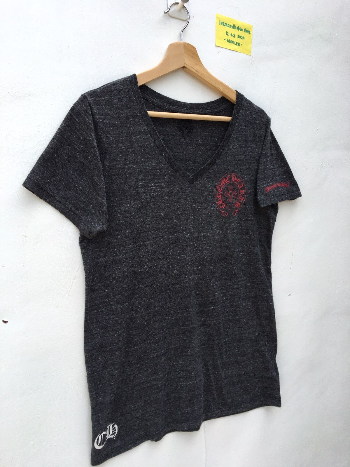 Chrome Hearts CHROME HEARTS MADE IN USA V NECK RED LOGOS T-SHIRTS Size US S / EU 44-46 / 1 - 6 Thumbnail