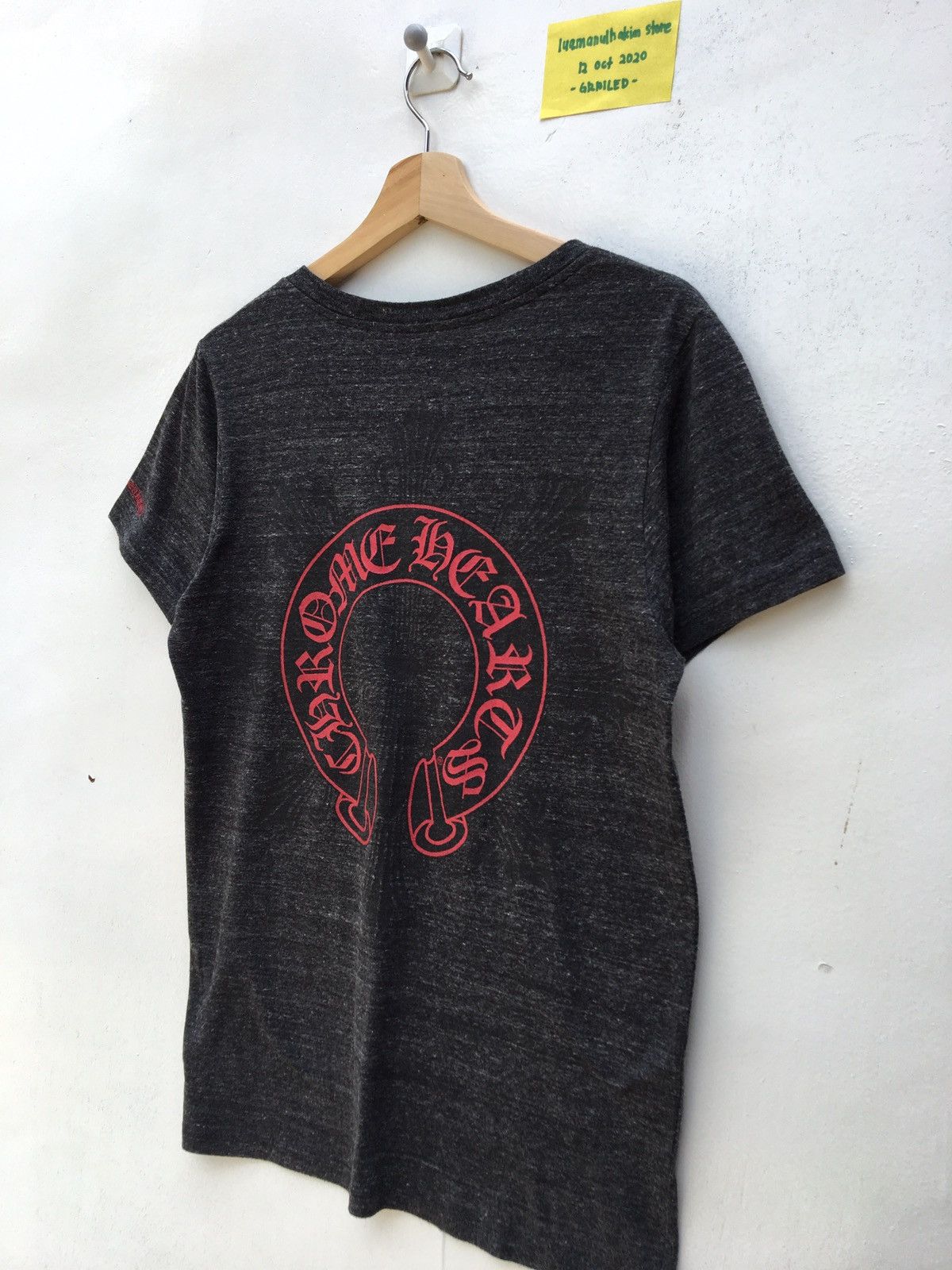 Chrome Hearts CHROME HEARTS MADE IN USA V NECK RED LOGOS T-SHIRTS Size US S / EU 44-46 / 1 - 2 Thumbnail