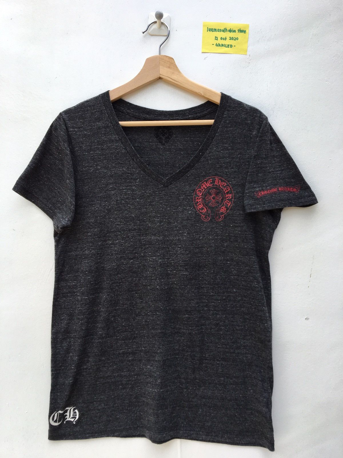 Chrome Hearts CHROME HEARTS MADE IN USA V NECK RED LOGOS T-SHIRTS Size US S / EU 44-46 / 1 - 4 Thumbnail
