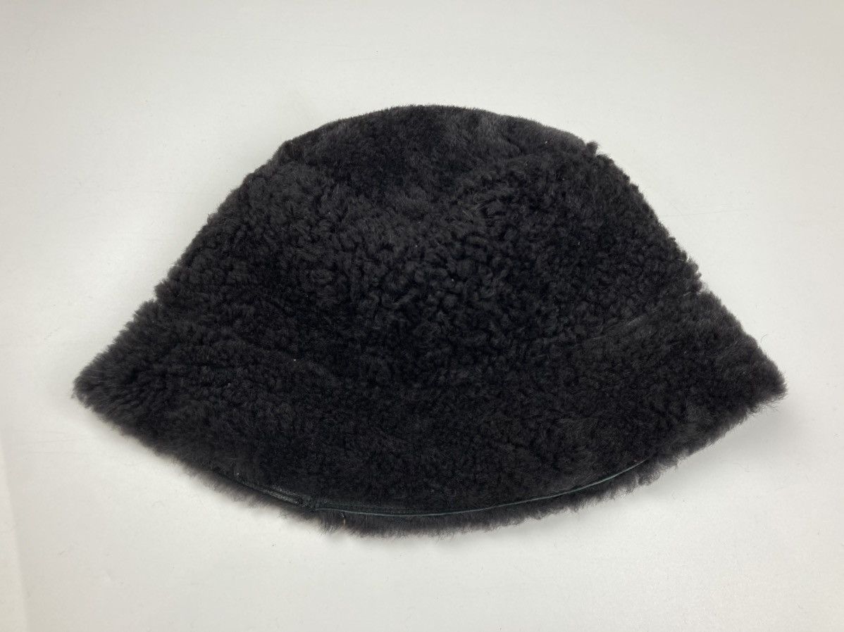 Miu Miu MIU MIU for Prada Dyed sheepskin bucket hat Size ONE SIZE - 2 Thumbnail