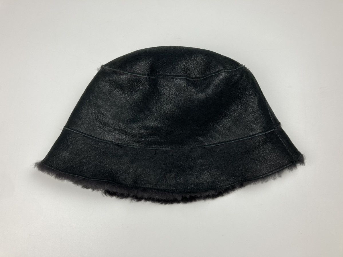 Miu Miu MIU MIU for Prada Dyed sheepskin bucket hat Size ONE SIZE - 5 Thumbnail