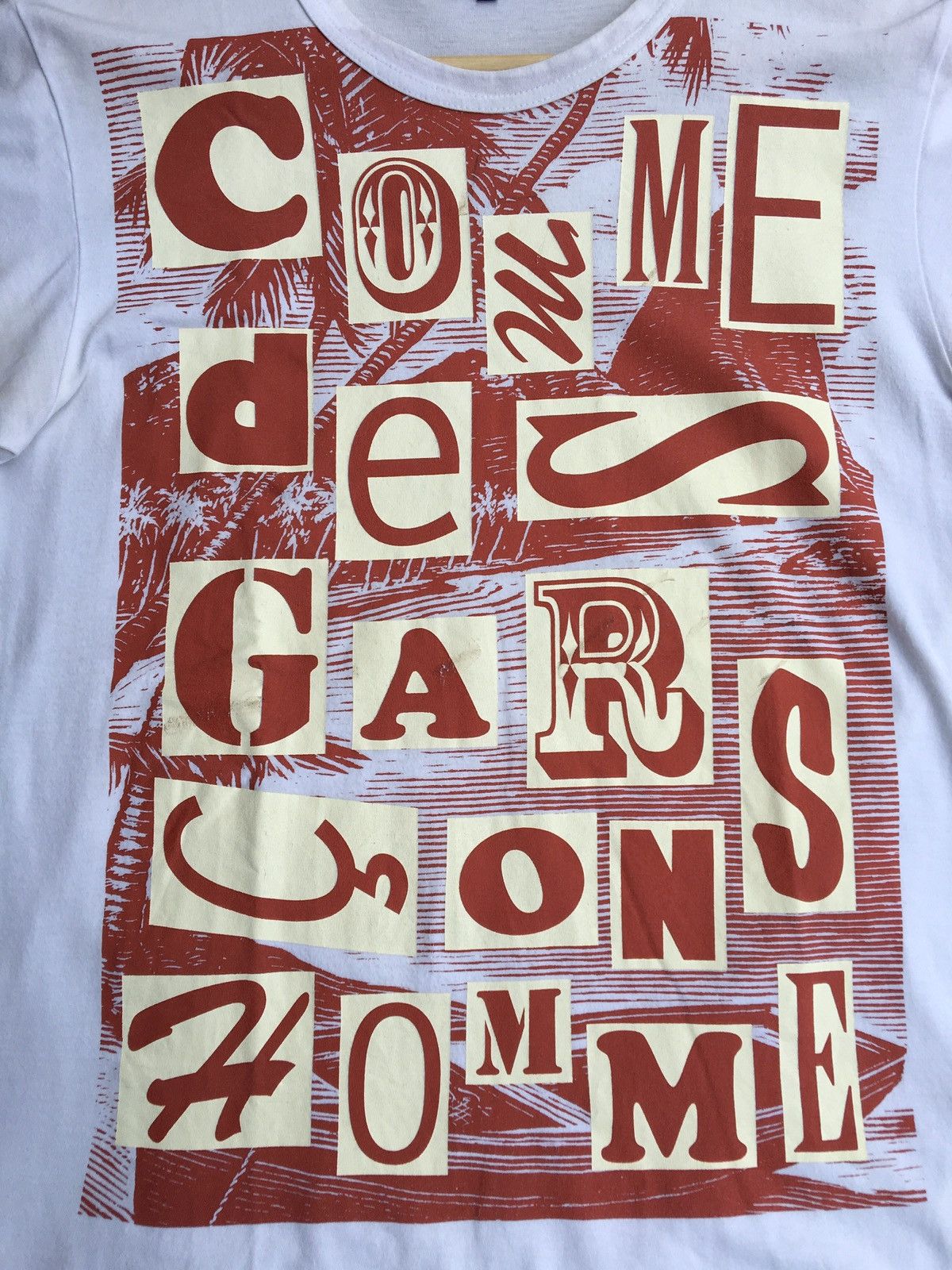 Comme des Garcons Comme Des Garcons CDG Spell Out Printed Very Rare Tshirt Size US S / EU 44-46 / 1 - 5 Thumbnail