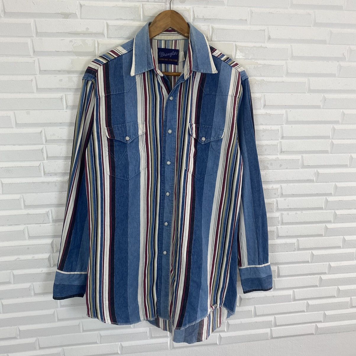 Vintage Vintage Wrangler stripe western wear shirt Size US M / EU 48-50 / 2 - 3 Thumbnail