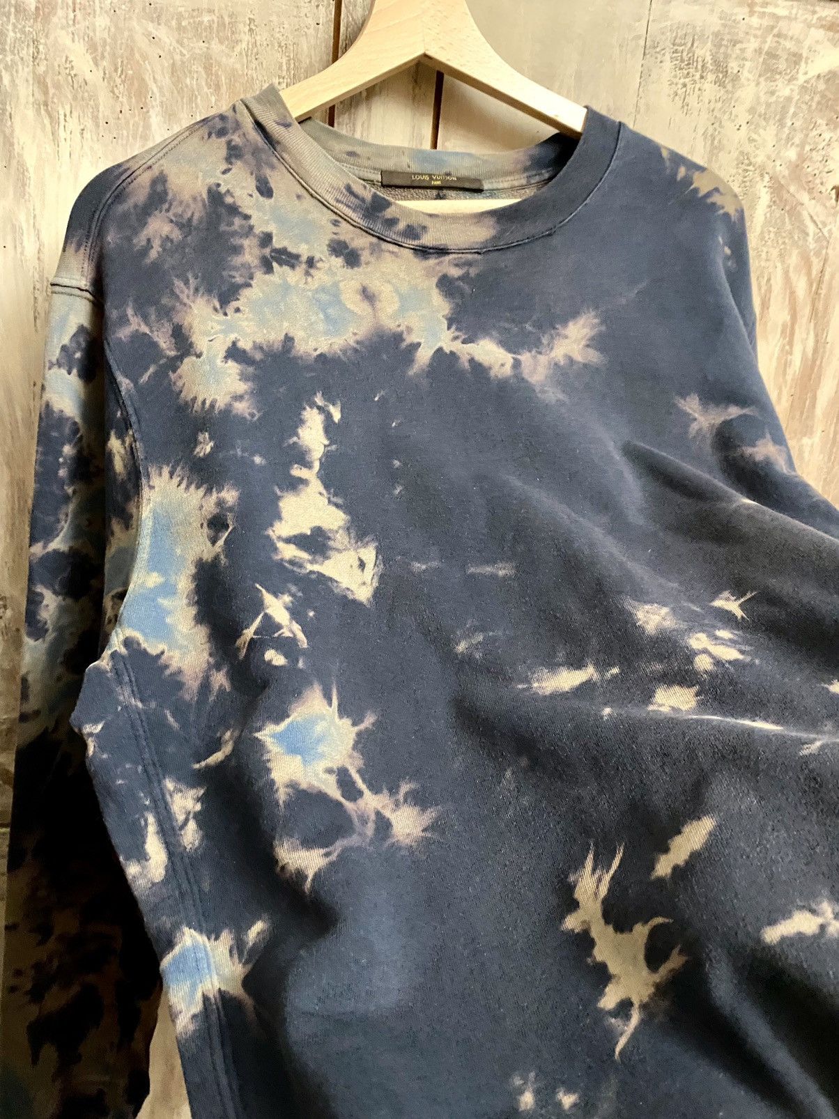 Louis Vuitton Louis Vuitton tie & dye sweatshirt M Size US M / EU 48-50 / 2 - 13 Thumbnail