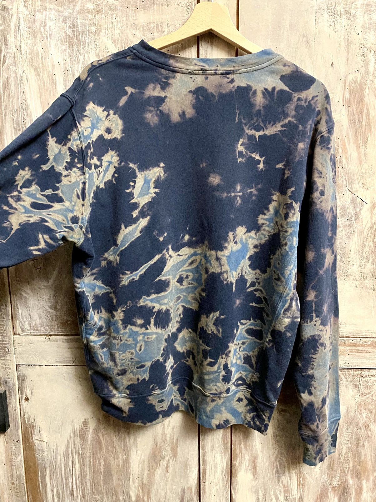 Louis Vuitton Louis Vuitton tie & dye sweatshirt M Size US M / EU 48-50 / 2 - 9 Thumbnail