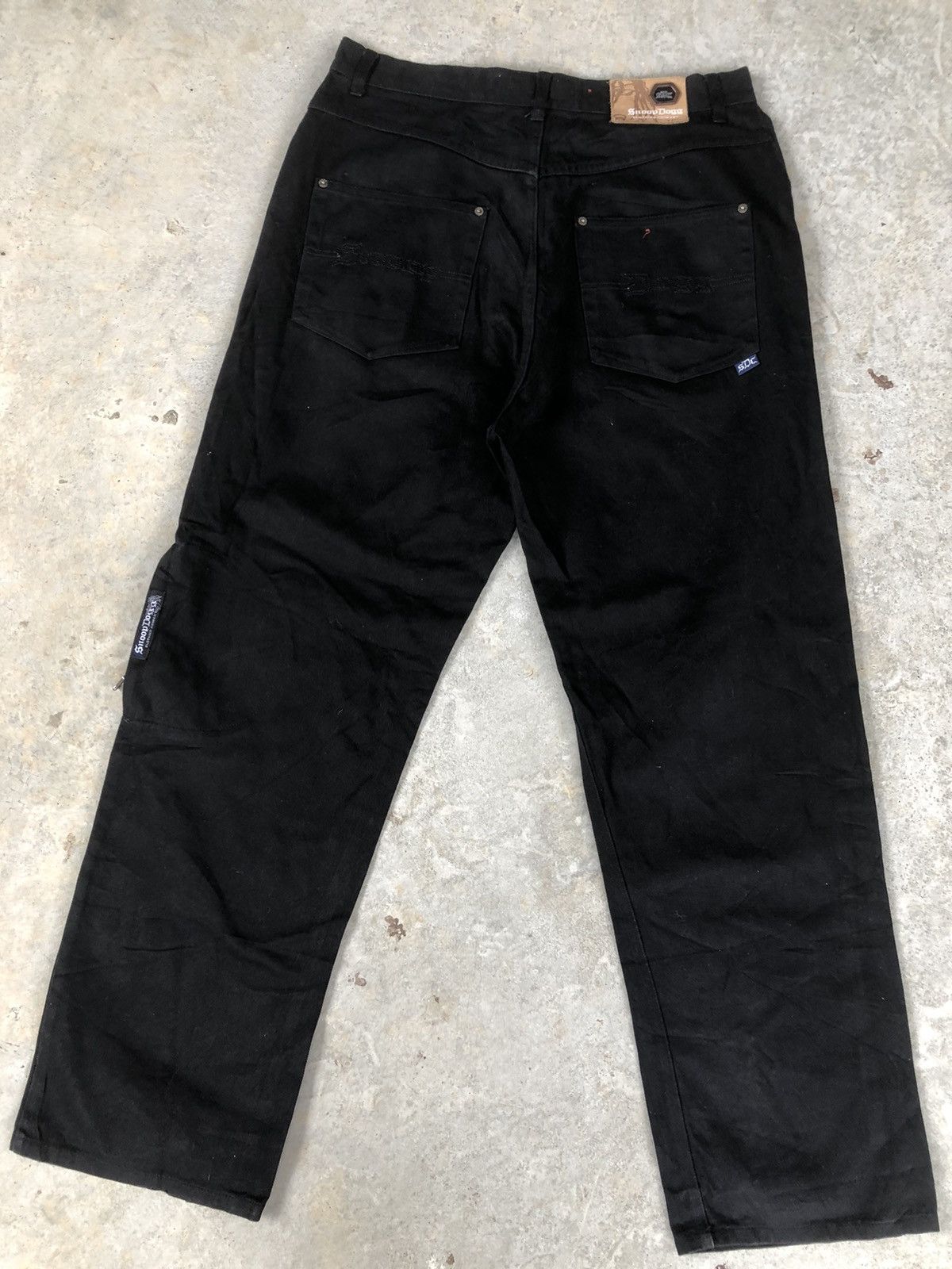 image of American Rapper Snoop Dogg Sdc Denim Hip Hop Baggy Jeans in Black, Men's (Size 35)