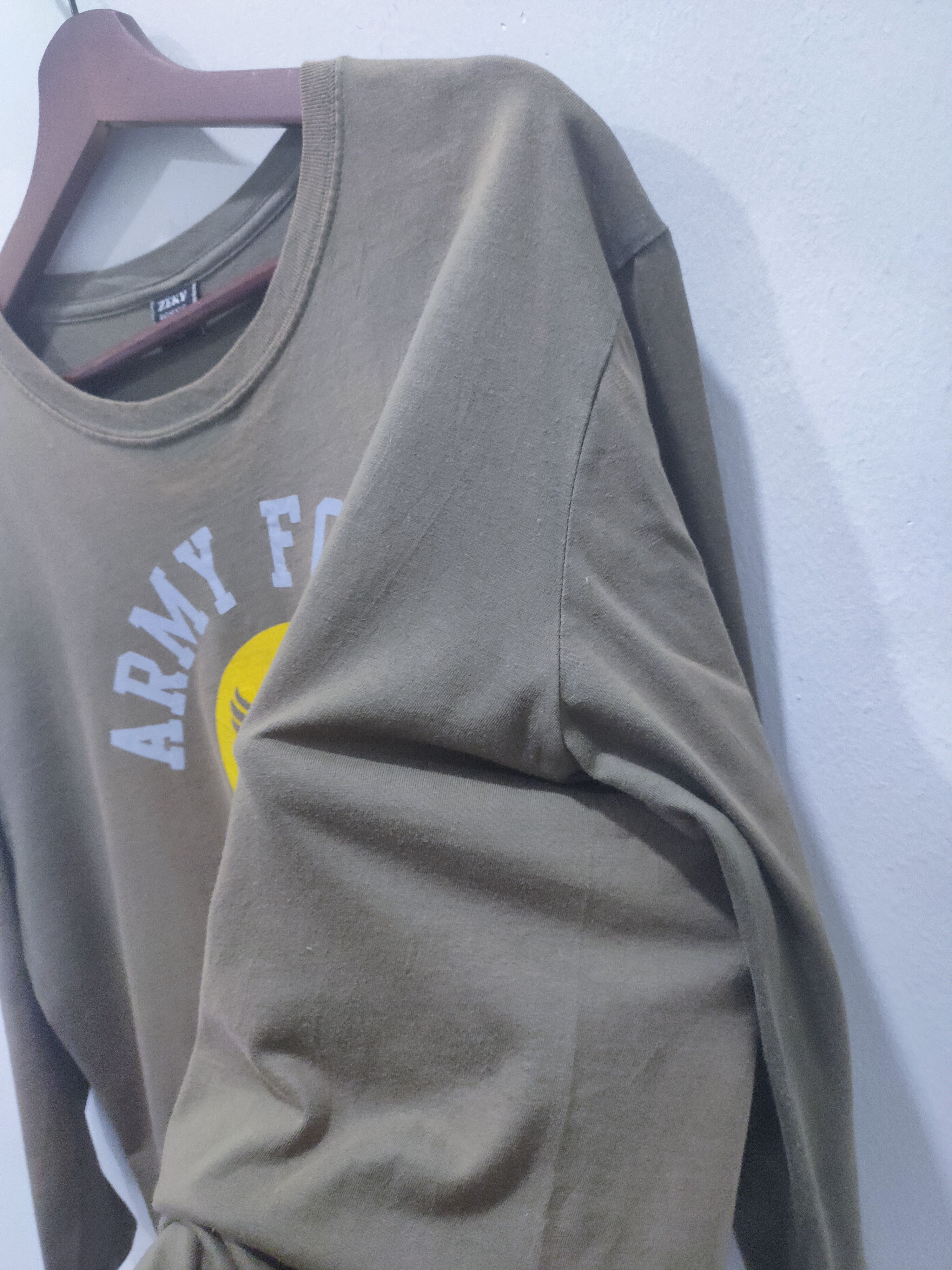 Vintage Vintage ZEKY 3quarter US Army Force Camo Outdoor SweatShirt Size US XL / EU 56 / 4 - 5 Thumbnail