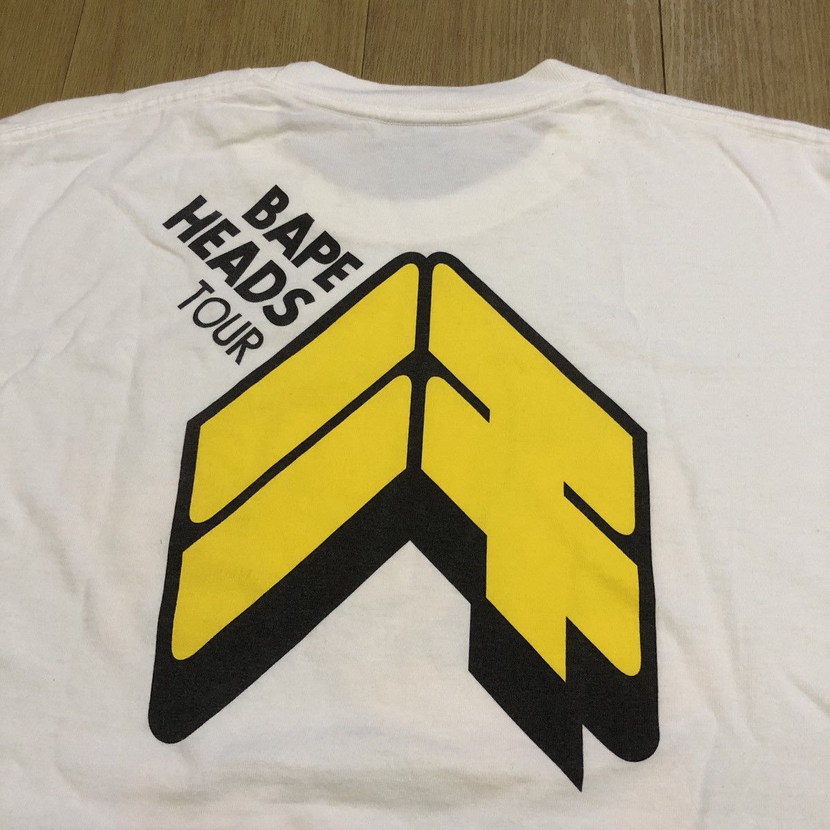 Bape OG BAPE HEADS TOUR T- Shirts Size US M / EU 48-50 / 2 - 4 Thumbnail