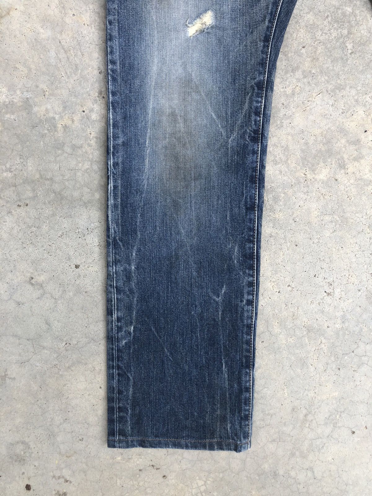 Tornado Mart Japanese Tornado Mart Distressed Jeans Slim Cut Size US 33 - 6 Thumbnail