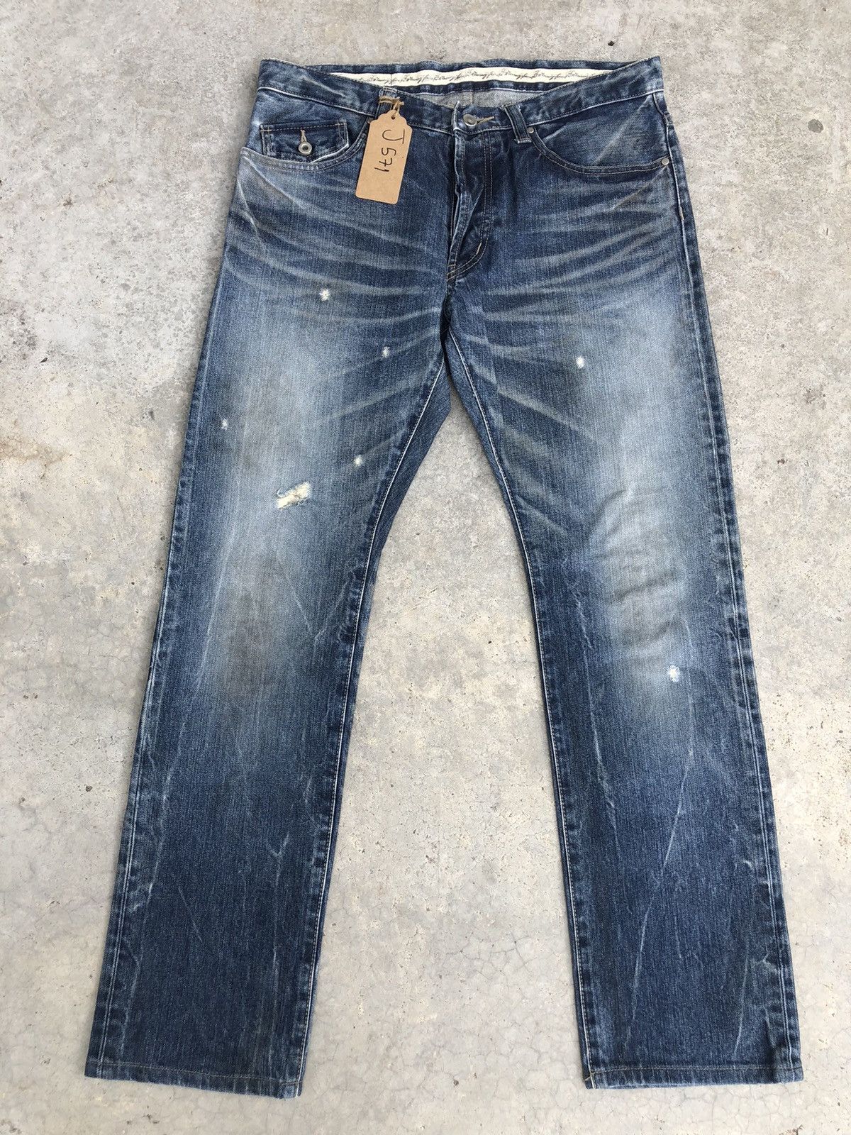 Tornado Mart Japanese Tornado Mart Distressed Jeans Slim Cut Size US 33 - 1 Thumbnail