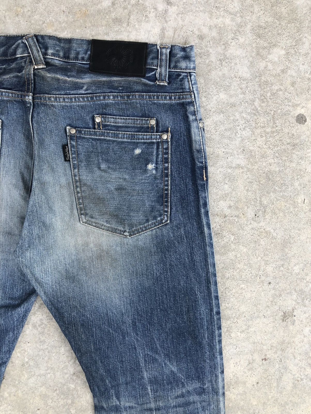 Tornado Mart Japanese Tornado Mart Distressed Jeans Slim Cut Size US 33 - 10 Thumbnail