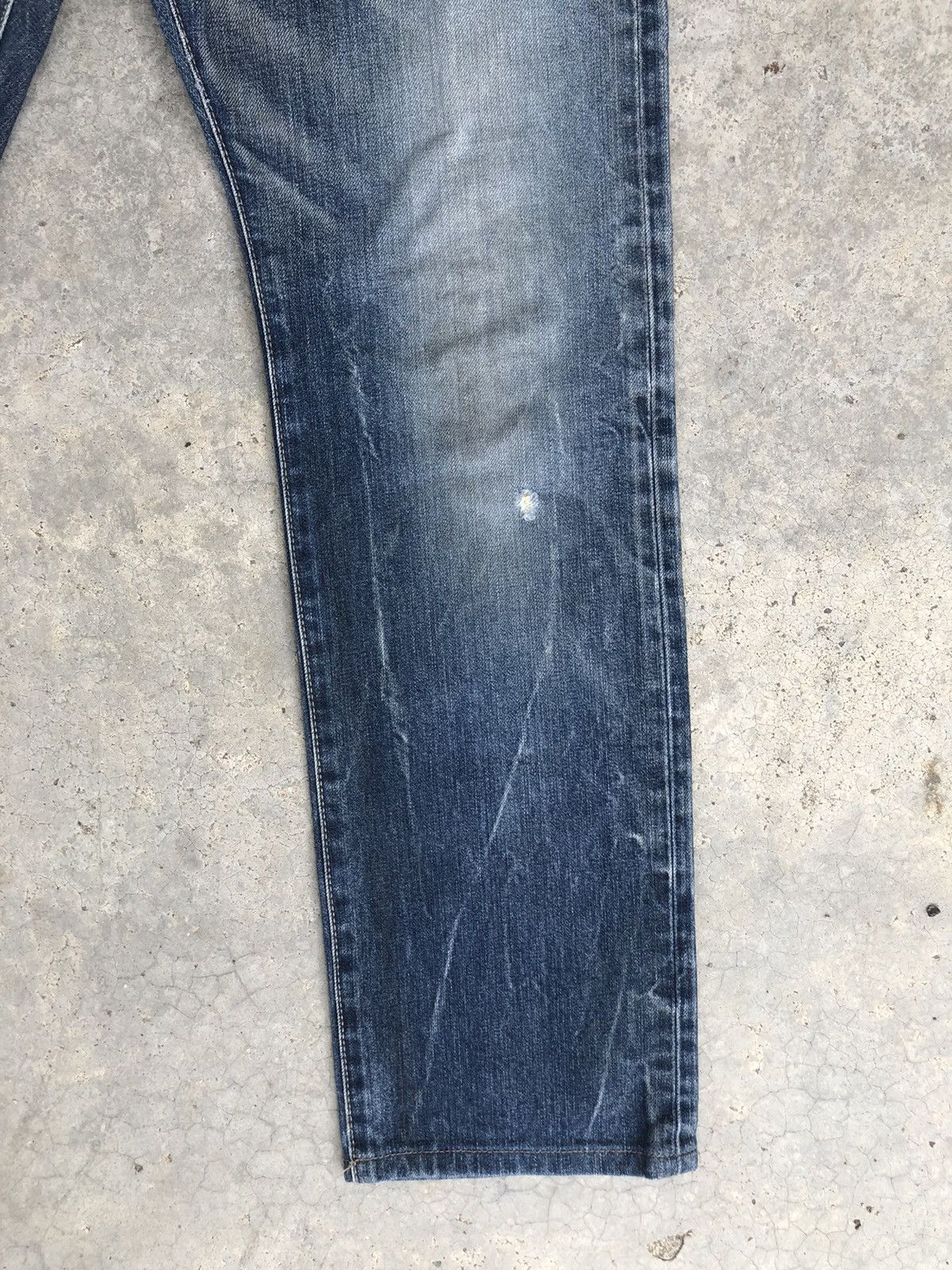 Tornado Mart Japanese Tornado Mart Distressed Jeans Slim Cut Size US 33 - 7 Thumbnail