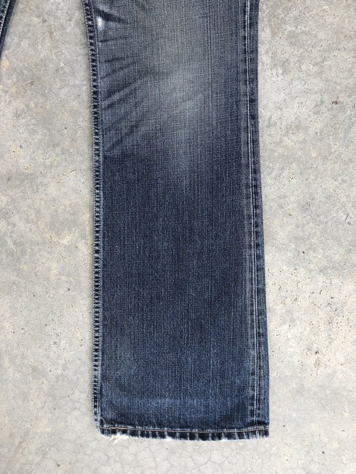 Le Grande Bleu (L.G.B.) Levi’s 517 Flare Jeans Distressed Jeans Size US 33 - 7 Thumbnail