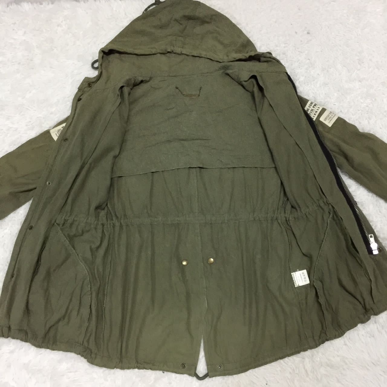 Japanese Brand Gorgeous parties extraordinary fish tail jacket Size US M / EU 48-50 / 2 - 6 Thumbnail