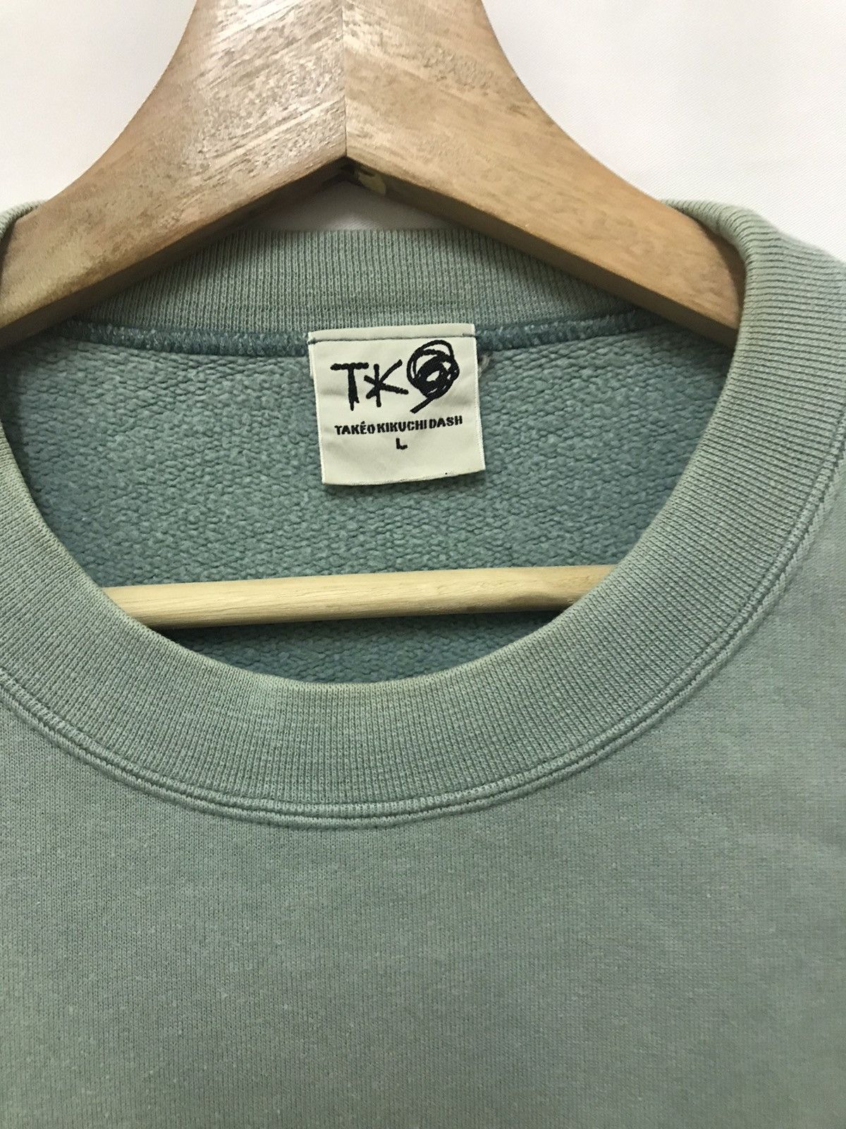 Japanese Brand × Takeo Kikuchi Vintage TAKEO KIKUCHI Sweatshirt Spellout Big Logo Size US M / EU 48-50 / 2 - 7 Thumbnail