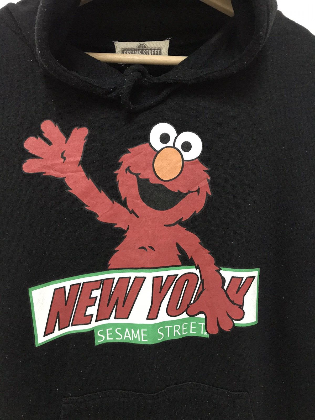 Cartoon Network × Vintage Vintage Sesame Street New York Elmo Muppet Character Size US M / EU 48-50 / 2 - 3 Thumbnail