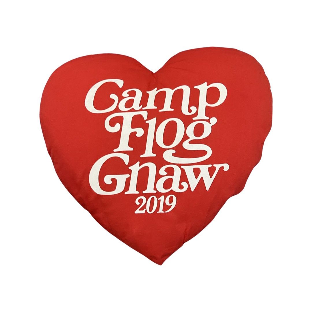 Girls Don't Cry Verdy signed camp flog gnaw 2019 heart pillow cushion Size ONE SIZE - 2 Thumbnail