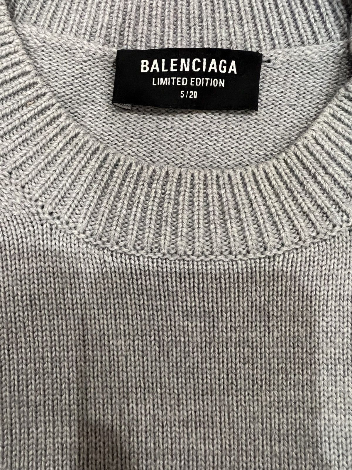 Balenciaga New York wool sweater limited edition of 20 Size US S / EU 44-46 / 1 - 3 Thumbnail