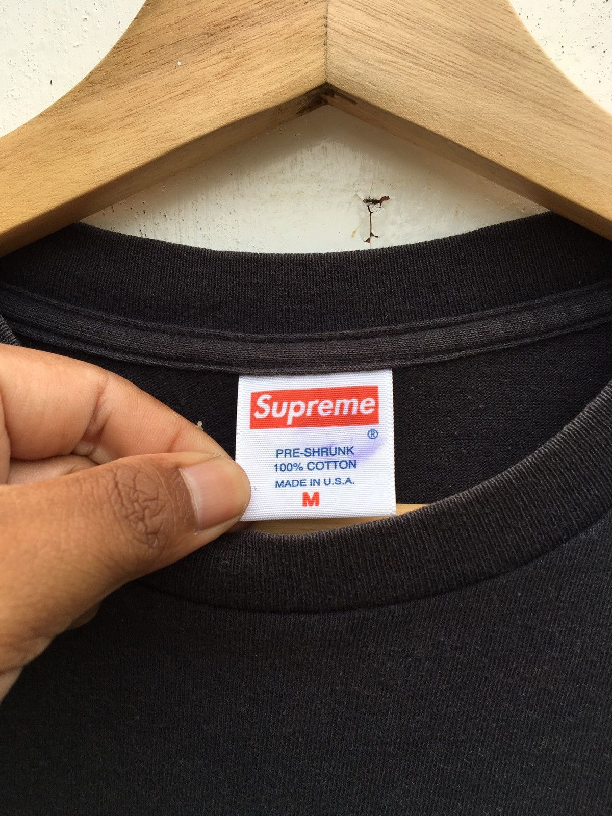Supreme Vintage Supreme 2001 Supreme New York Ny Apollo Theatre Tee Size US M / EU 48-50 / 2 - 9 Thumbnail
