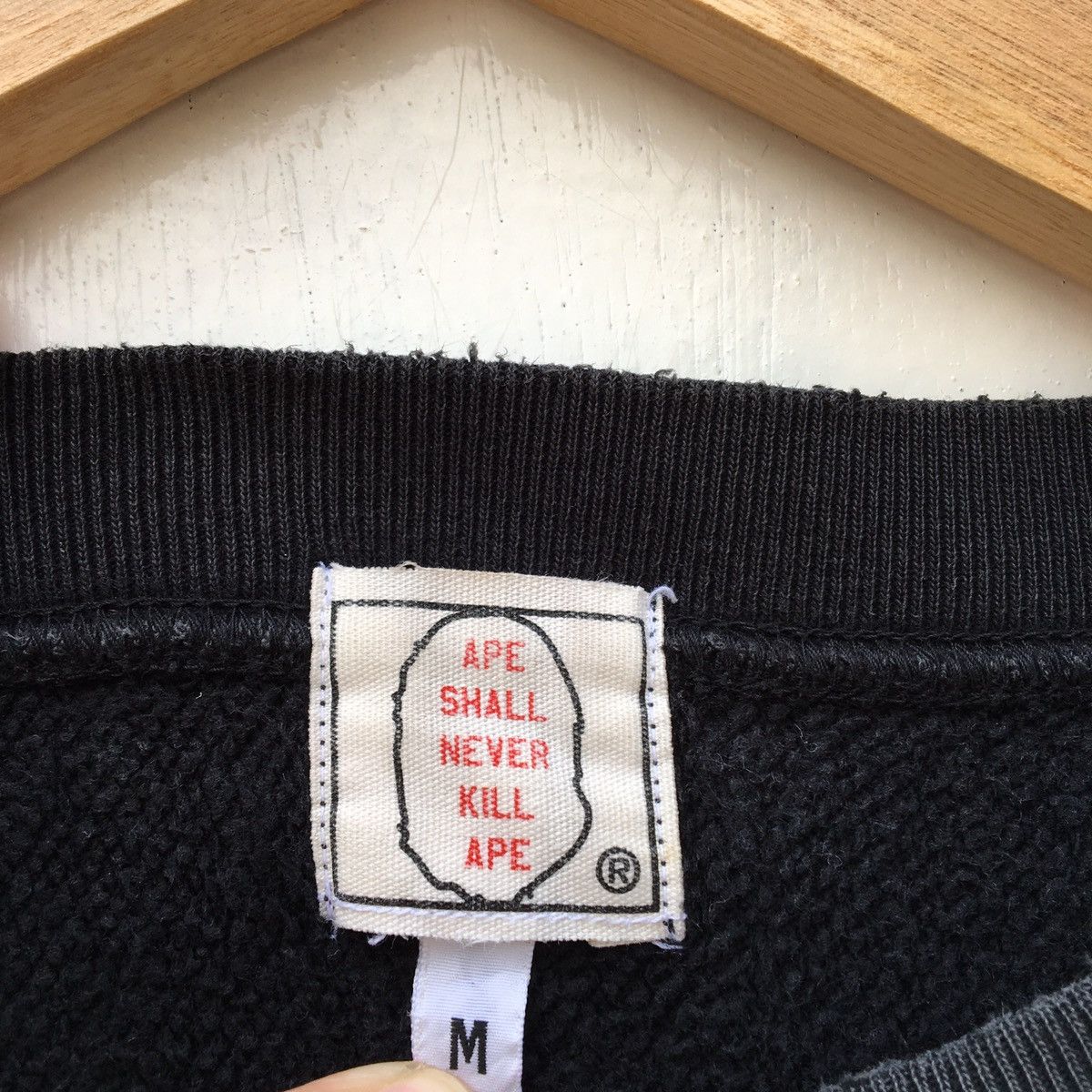 Bape Vintage Jewelry Crewneck Size US M / EU 48-50 / 2 - 9 Thumbnail