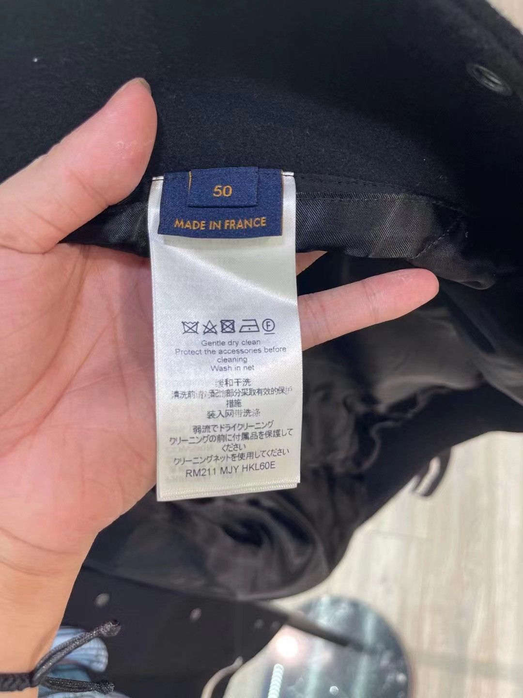 Louis Vuitton × Virgil Abloh Size 50 puppet baseball varsity jacket Size US M / EU 48-50 / 2 - 4 Thumbnail