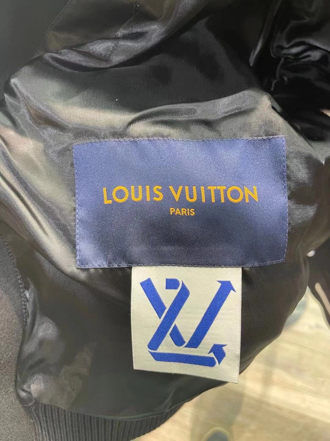 Louis Vuitton × Virgil Abloh Size 50 puppet baseball varsity jacket Size US M / EU 48-50 / 2 - 3 Thumbnail