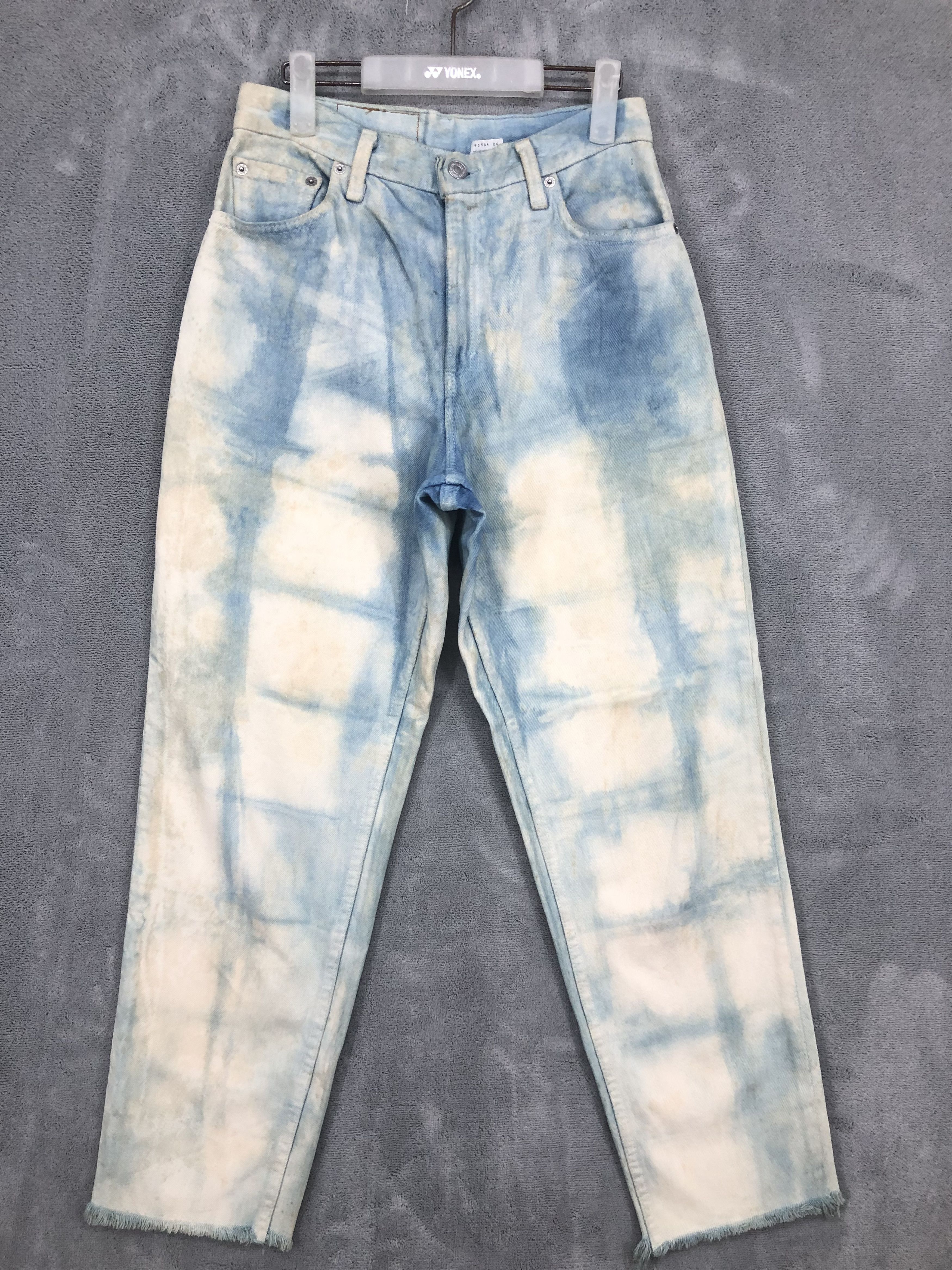 image of Levis 550 Jeans Tie Dye Women Denim 28X28 in Blue