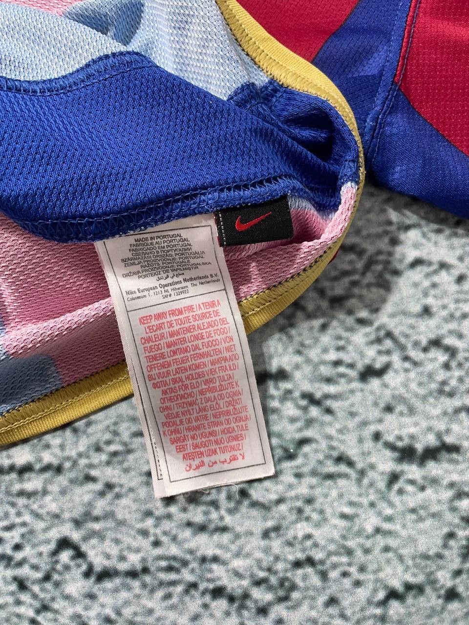 Nike × Vintage Nike X Barcelona shirt Size US M / EU 48-50 / 2 - 8 Thumbnail