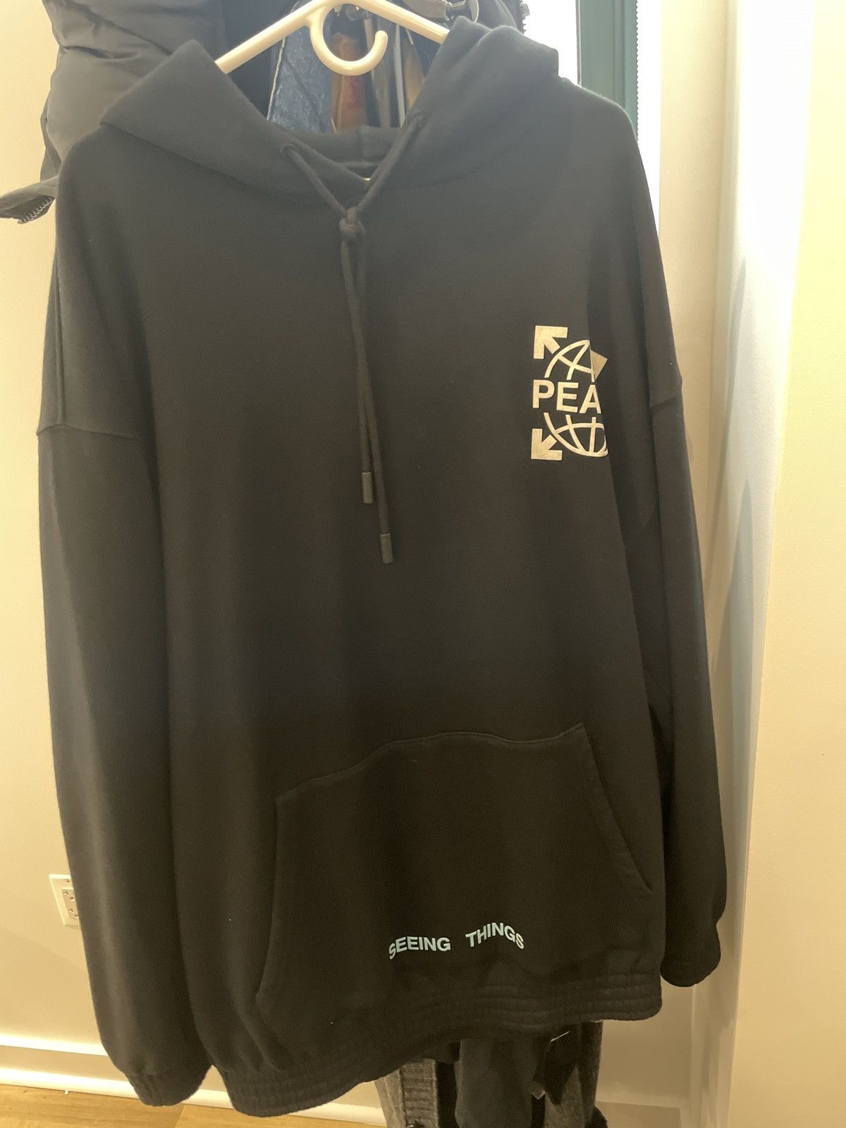 Off-White Off White XXL BLACK Peace Hoodie seeing things Size US XL / EU 56 / 4 - 2 Thumbnail