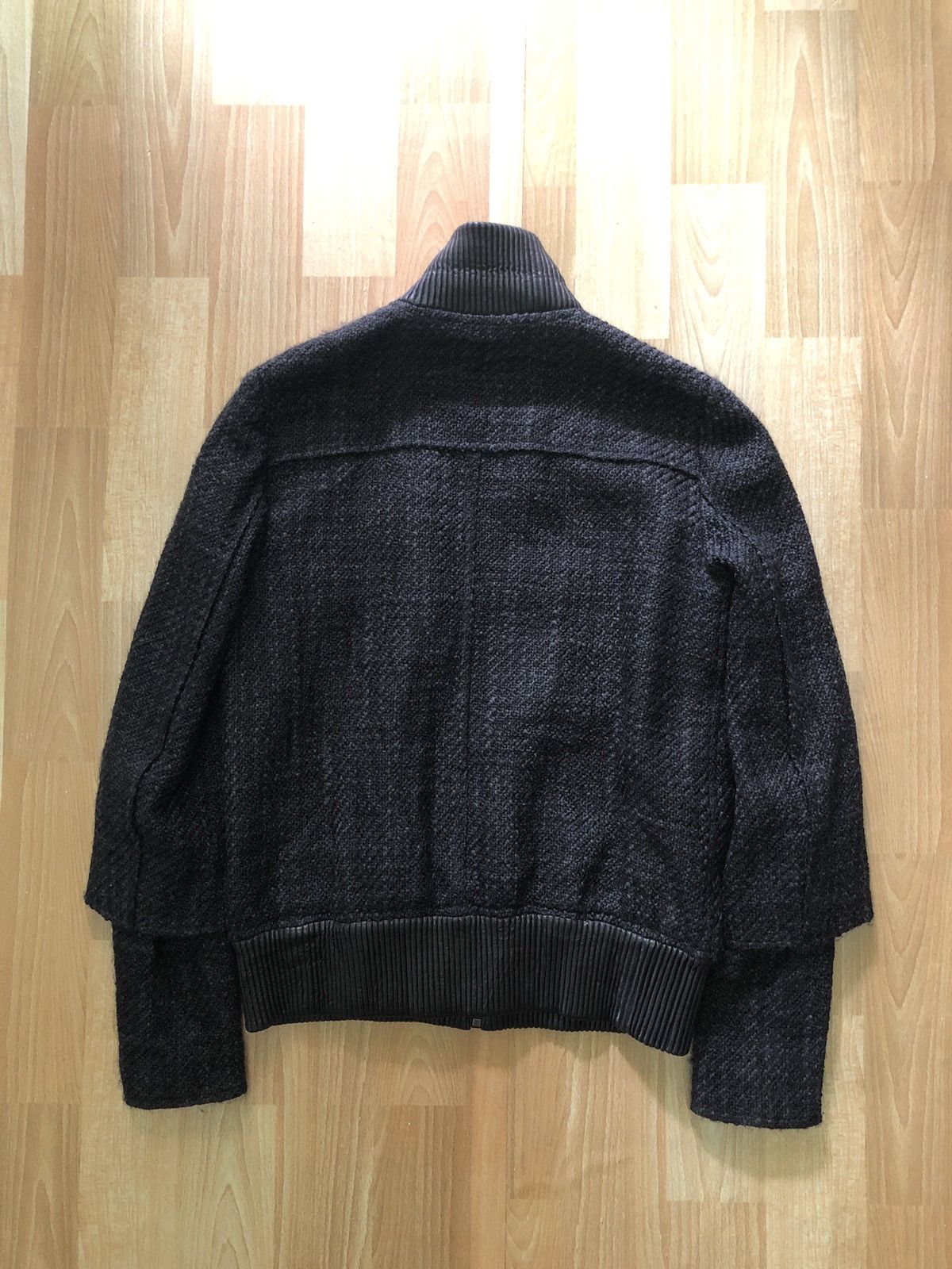 Chanel Chanel Tweed Wool Bomber Jacket Woman Size 38 Size S / US 4 / IT 40 - 3 Thumbnail
