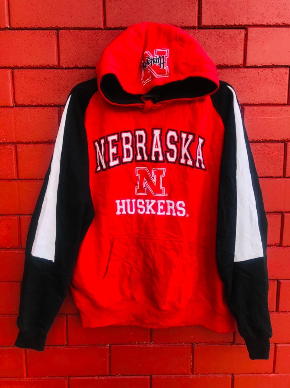 Vintage Vintage Huskers Nebraska Colosseum Streetwear Fashion Style Size US XL / EU 56 / 4 - 1 Thumbnail