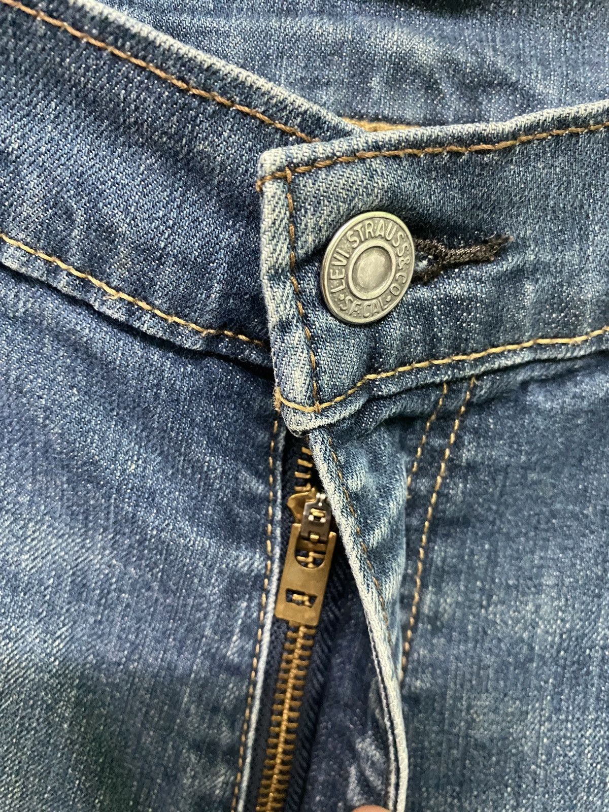 Levi's × Levi's Vintage Clothing Levis 541 Distressed Denim Jeans - L11 Size US 36 / EU 52 - 10 Thumbnail
