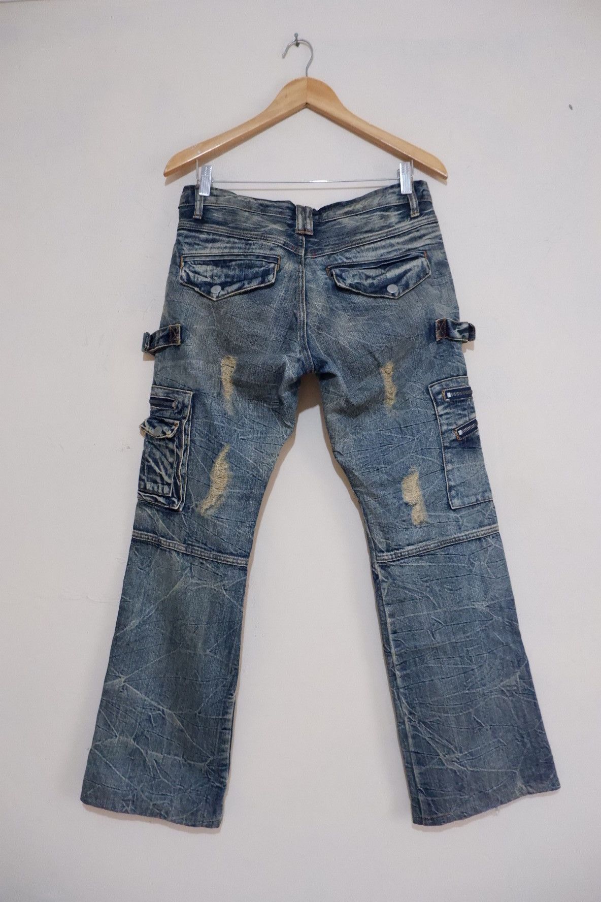 semanticdesign Semantic Design Distressed Cargo Flare Denim Size US 30 / EU 46 - 2 Thumbnail