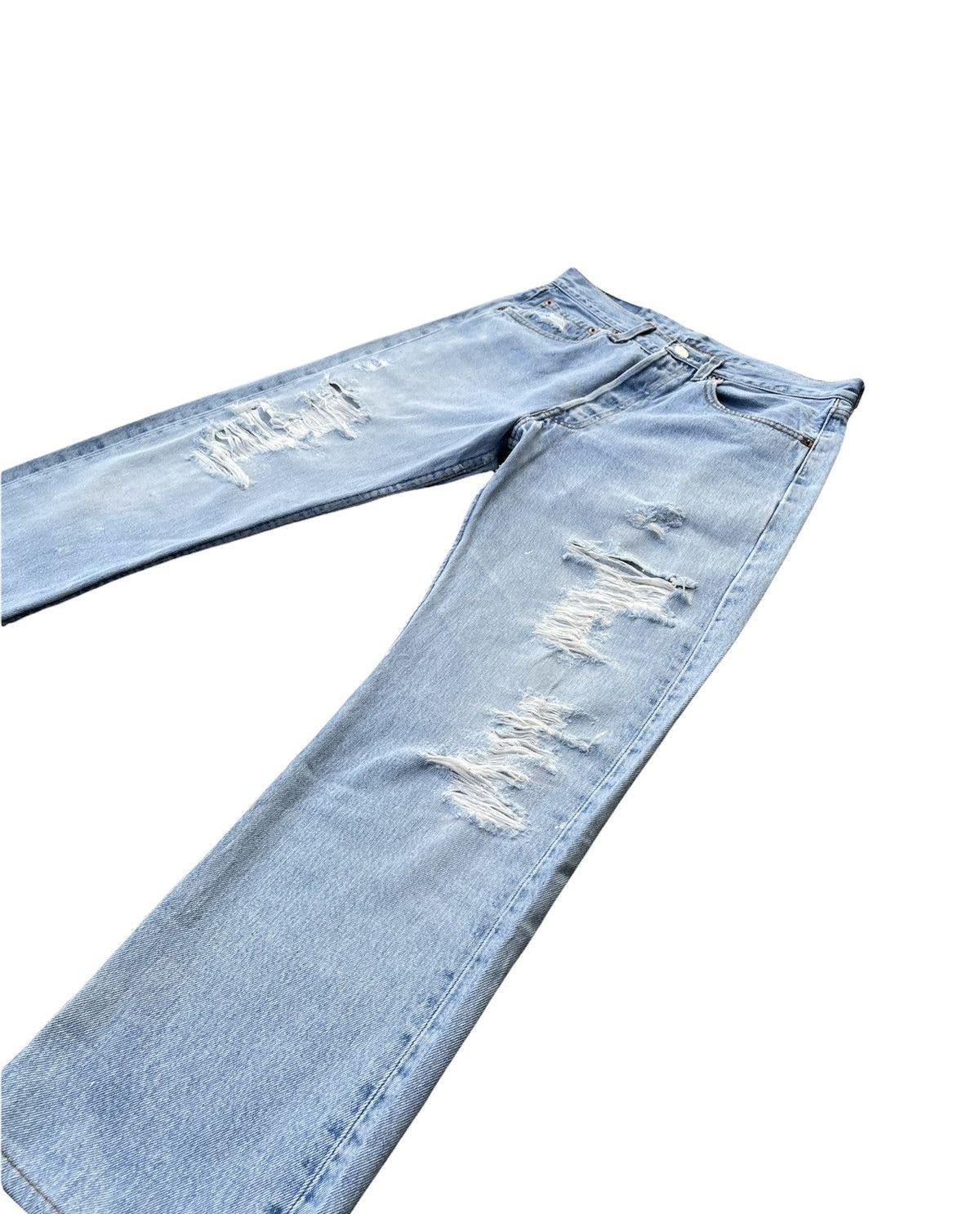 Le Grande Bleu (L.G.B.) Levis 501 e Usa Vintage 1995 Aging Distressed Denim Size US 30 / EU 46 - 2 Thumbnail