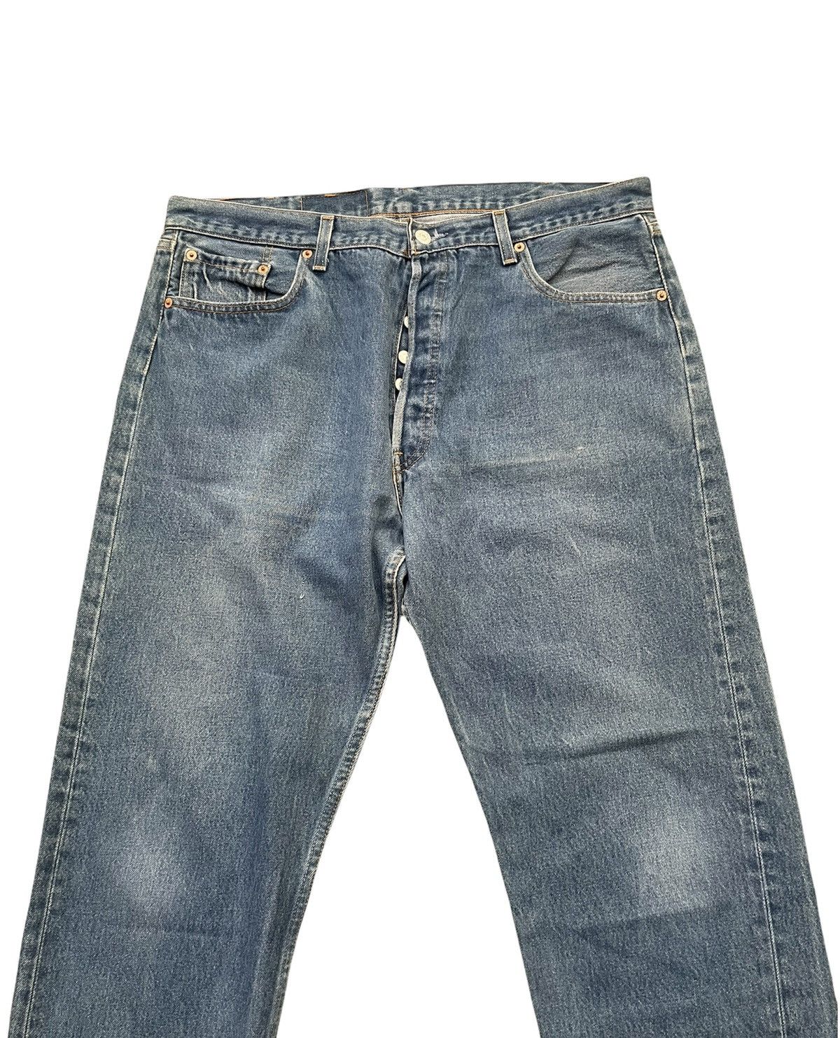 Le Grande Bleu (L.G.B.) Vintage Levi’s 501XX 1999 Usa Aging Wash Denim Size US 38 / EU 54 - 3 Thumbnail