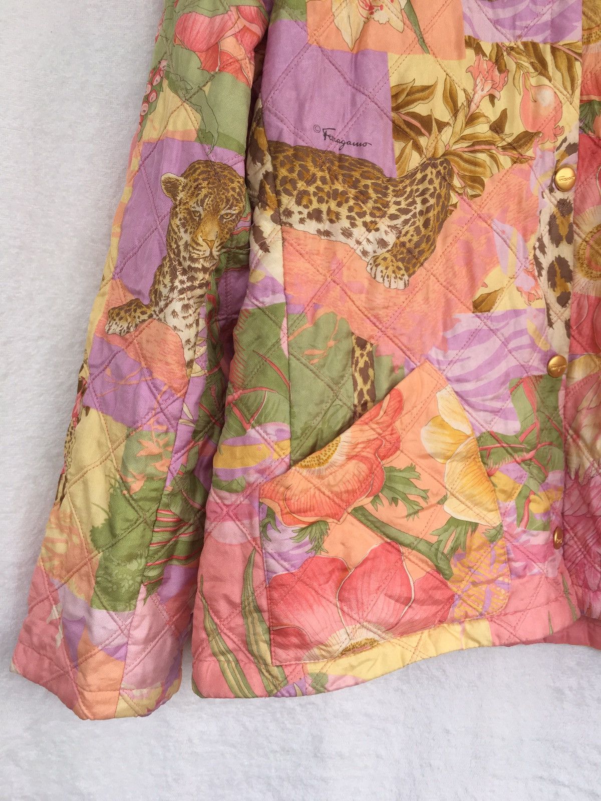 Salvatore Ferragamo × Vintage silk jacket Size US M / EU 48-50 / 2 - 6 Thumbnail