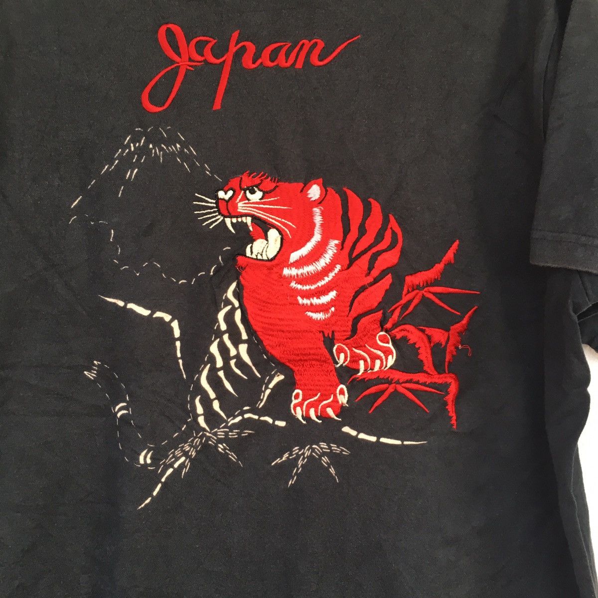 Toyo Enterprises mike tee. hand embroided Size US M / EU 48-50 / 2 - 4 Thumbnail