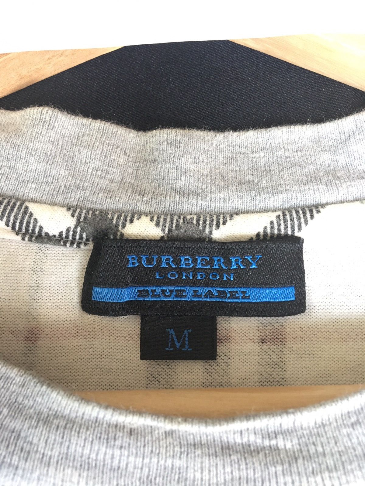 Burberry Vintage Burberry Blue London Checkered Printed Tshirt Size US M / EU 48-50 / 2 - 13 Thumbnail