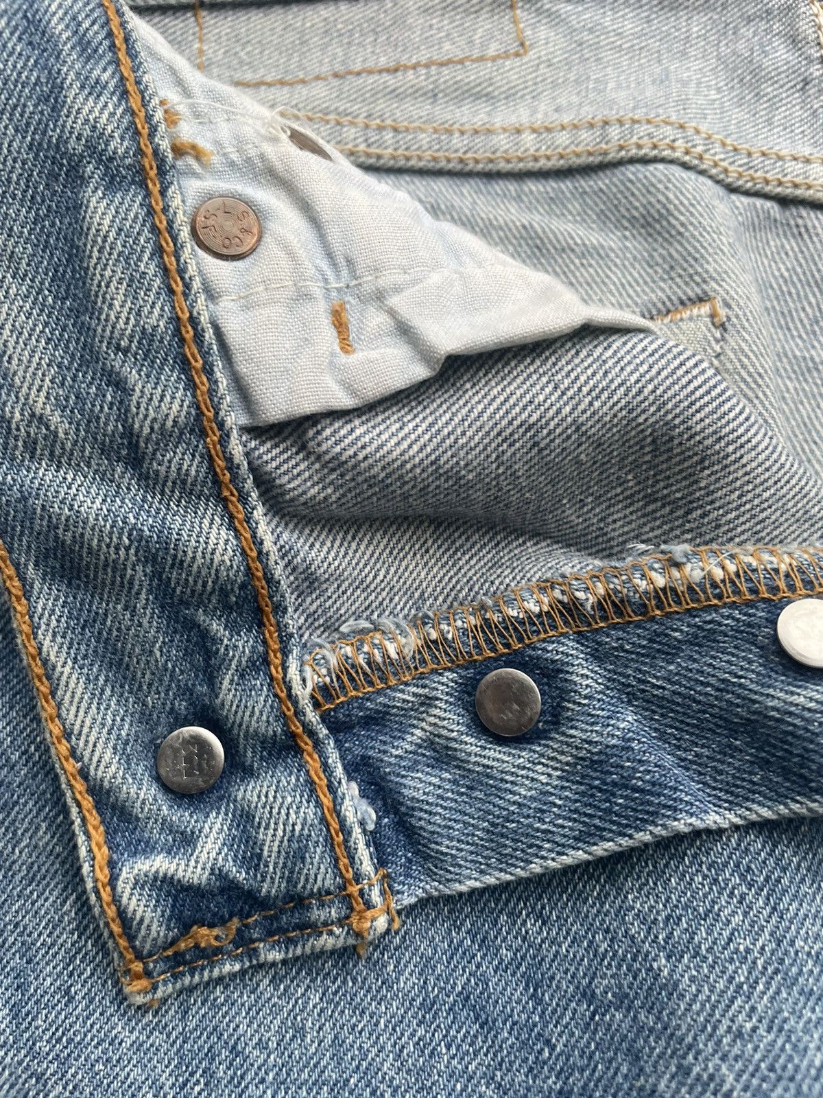 Levi's Vintage Levi’s 501 e 1995 Usa Stone Aging Wash Size US 28 / EU 44 - 16 Thumbnail