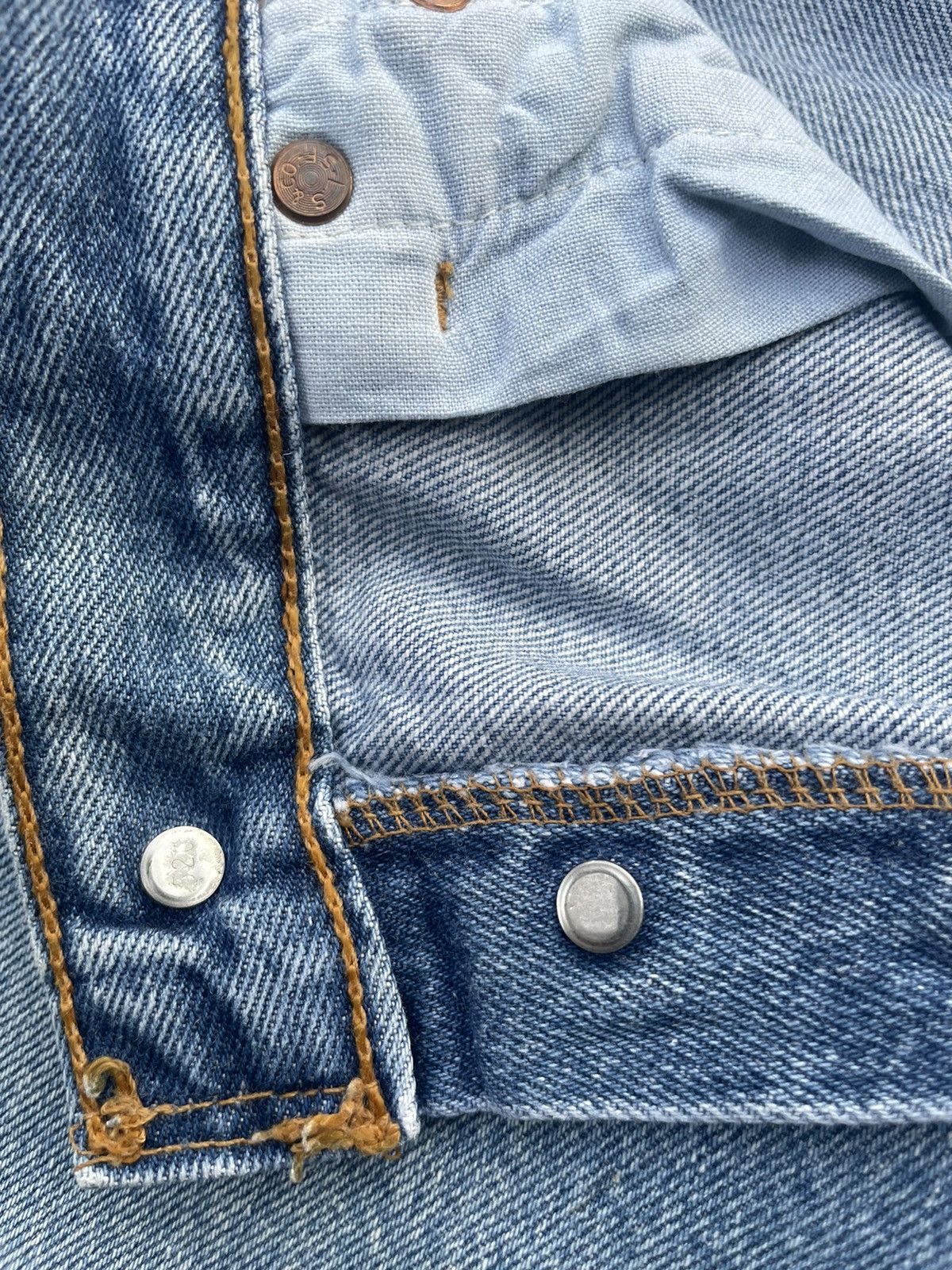 Levi's Vintage Levi’s 501 e 1997 Usa Aging Faded Wash Denim Size US 28 / EU 44 - 19 Thumbnail
