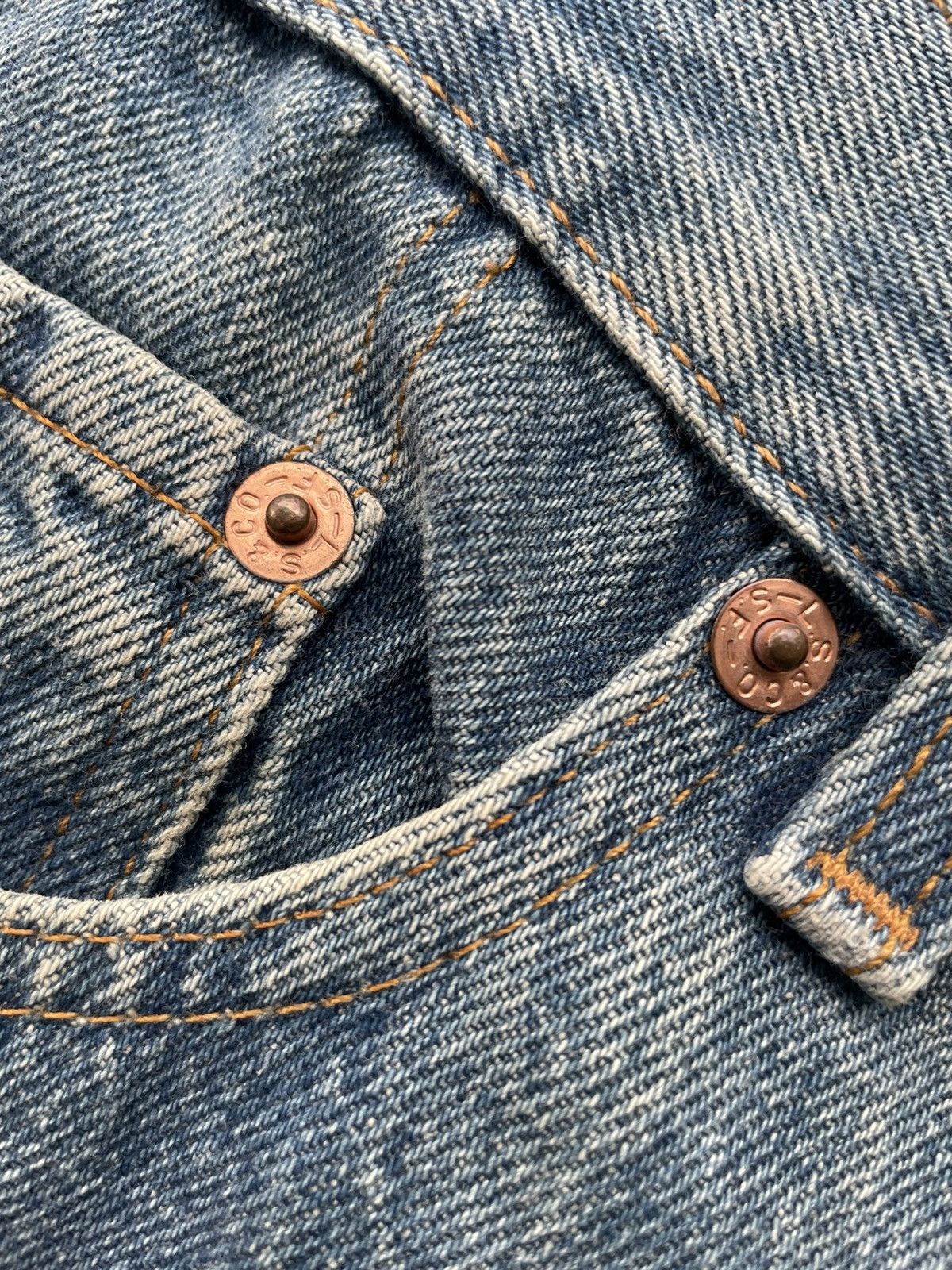 Levi's Levi’s 501 e 1994 Usa Aging Faded Wash Size US 32 / EU 48 - 19 Thumbnail