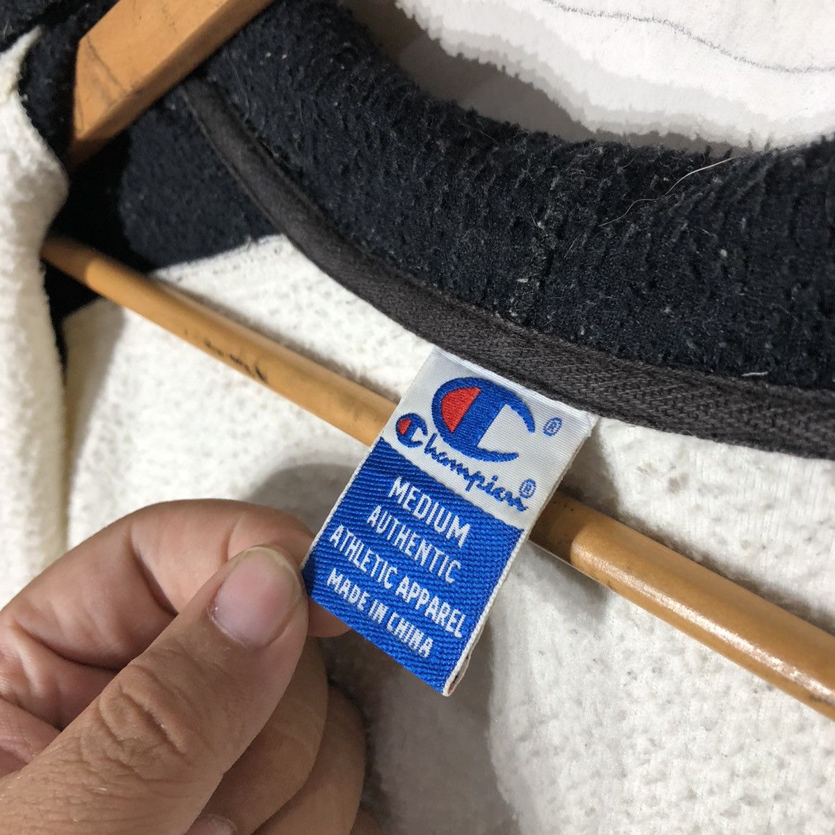 Champion SPELL OUT EMBROIDERY USA CHAMPION HOODIE ZIPPER Size US M / EU 48-50 / 2 - 10 Thumbnail