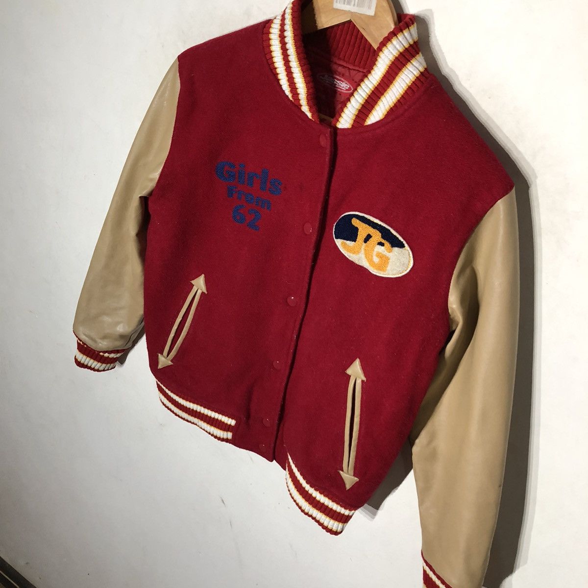 Japanese Brand JESSIE JEANS GIRLS FROM 62 VARSITY JACKET Size US M / EU 48-50 / 2 - 4 Thumbnail