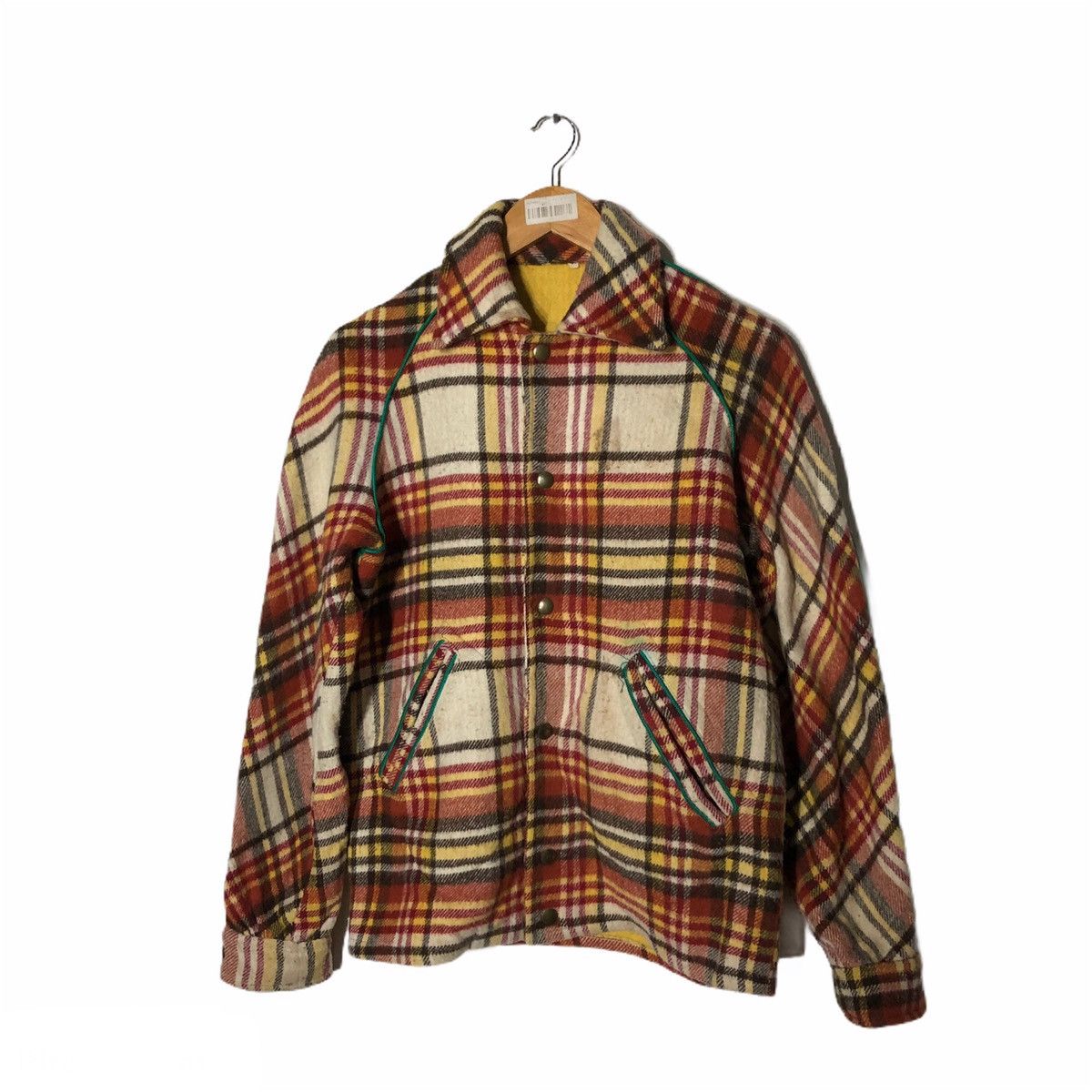 WOOL BUTTON JACKET COLOURFUL DESIGN