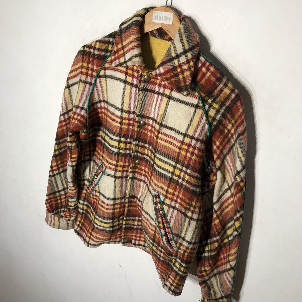 Japanese Brand WOOL BUTTON JACKET COLOURFUL DESIGN Size US S / EU 44-46 / 1 - 3 Thumbnail