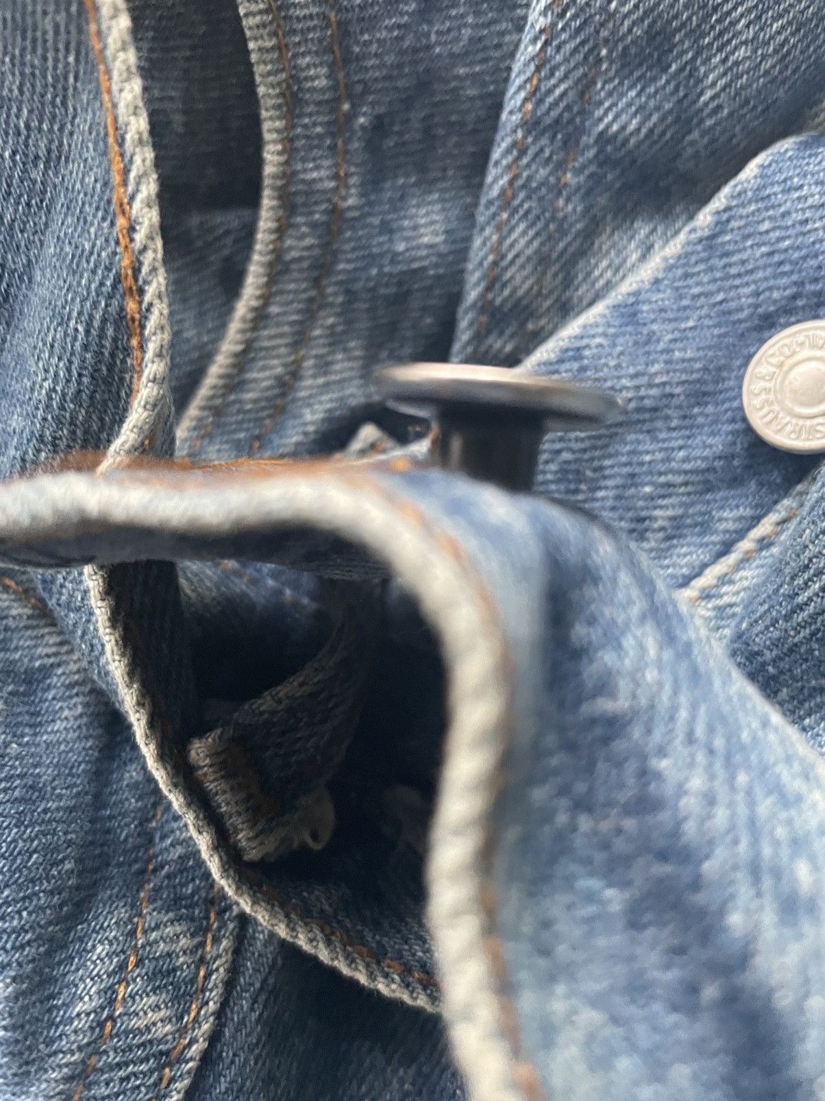 Levi's Vintage Levi’s 501XX e 1990 Aging Faded Wash Size US 31 - 13 Thumbnail